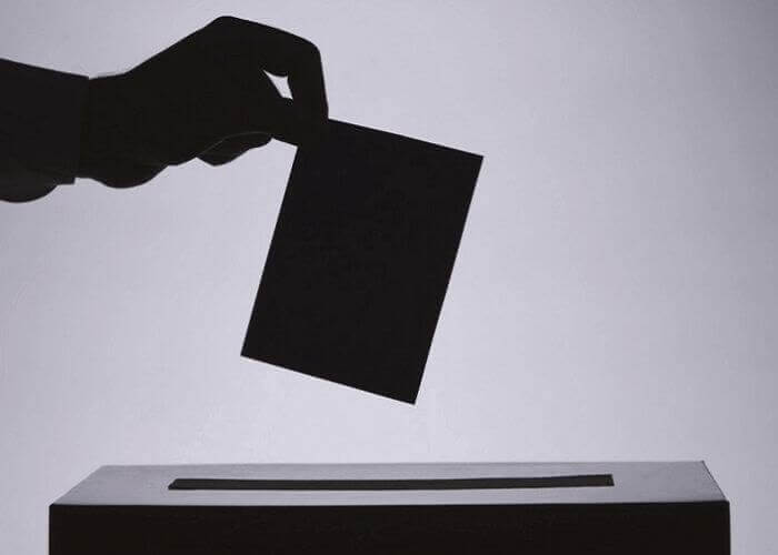 Moralnehodnoty.com - who to vote calculator